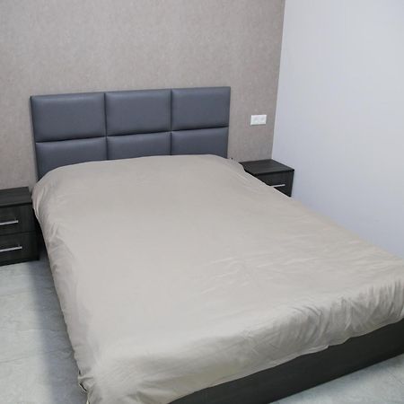 "Royal" Apartment #2 Erywań Zewnętrze zdjęcie