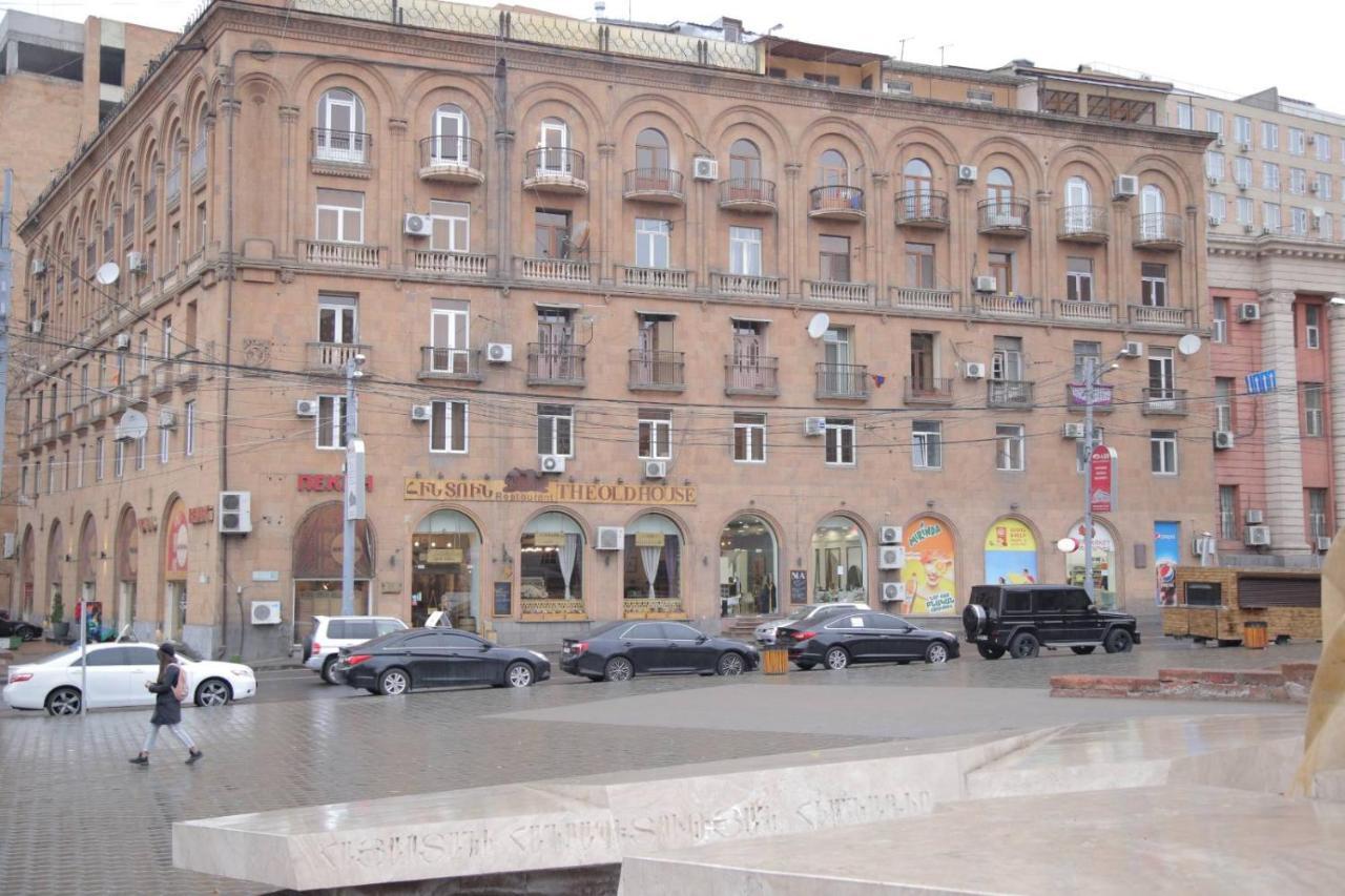 "Royal" Apartment #2 Erywań Zewnętrze zdjęcie